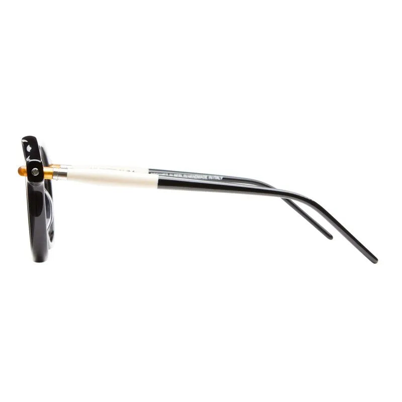 Kuboraum P11 Color Black Shine